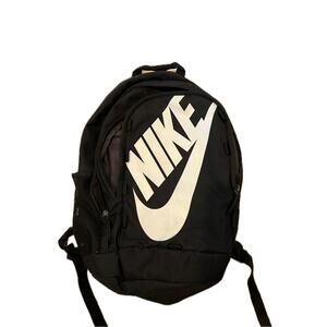 Nike Black Hayward Daily Backpack